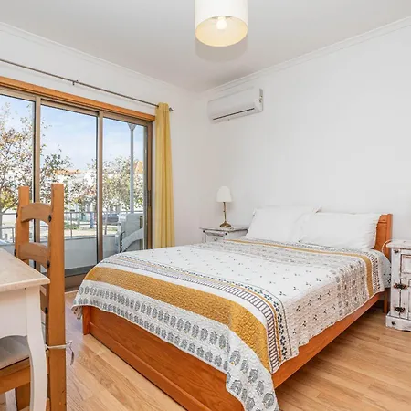 Barnton, Centre Apartment Tavira