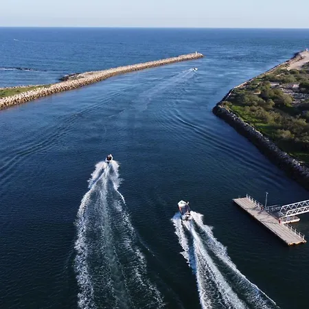 Barnton, Centre * Tavira
