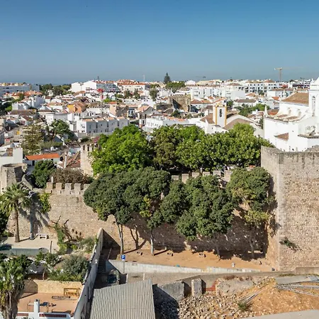 Barnton, Centre Apartamento *