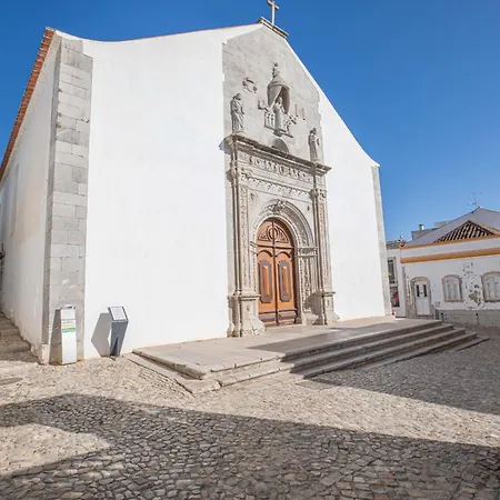 Barnton, Centre Tavira